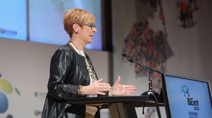 89 jóvenes partirán en enero a su destino laboral en el extranjero gracias a las becas de internacionalización BEINT del Gobierno Vasco